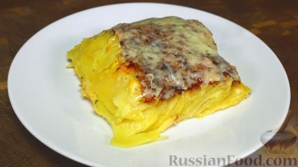 Картофель в духовке, запечённый с тремя видами сыра