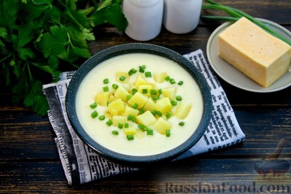 Картофельный суп-пюре с молоком и сыром